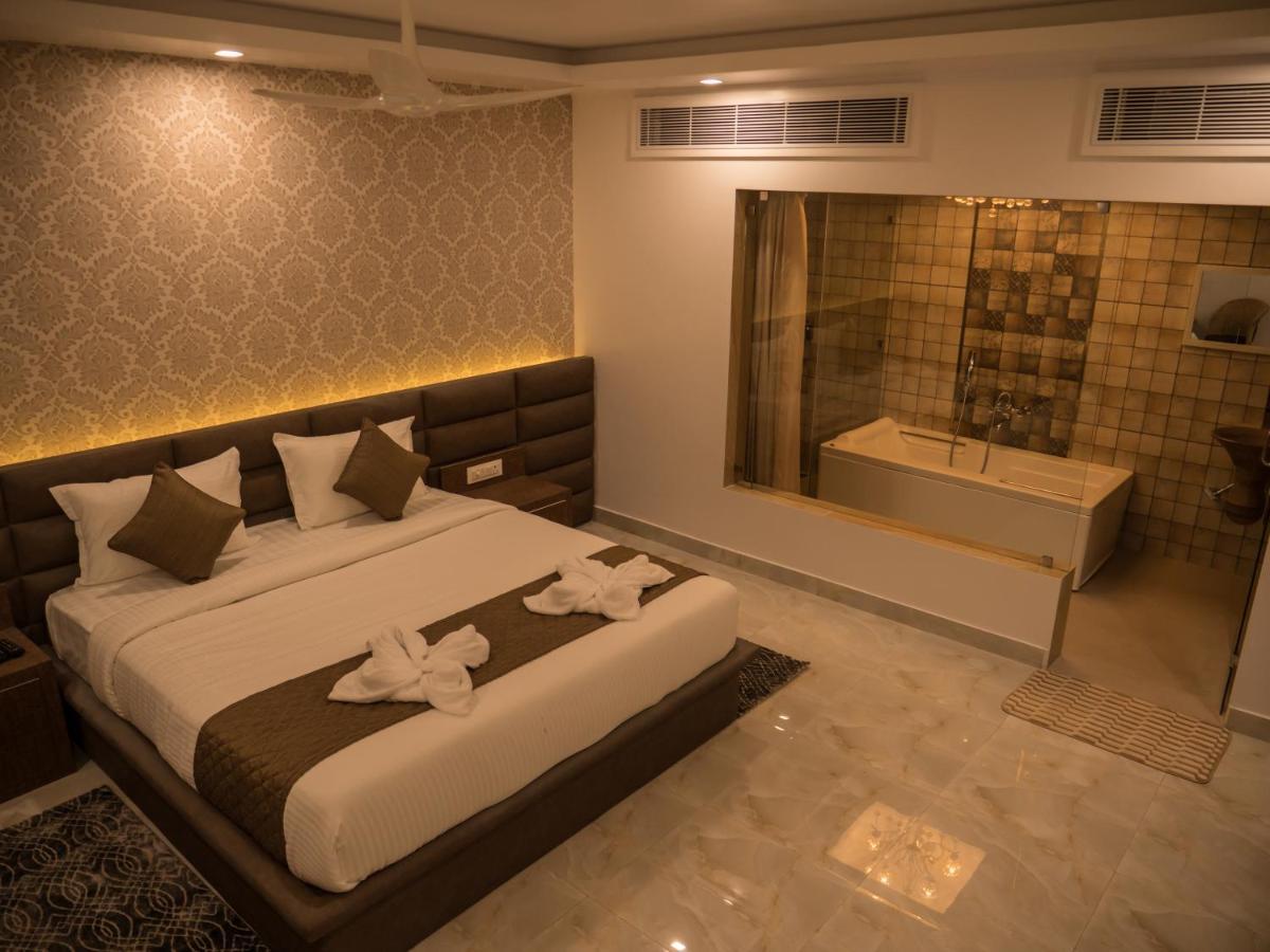 Hotel Blue Waves Jangli Ghat Exterior photo