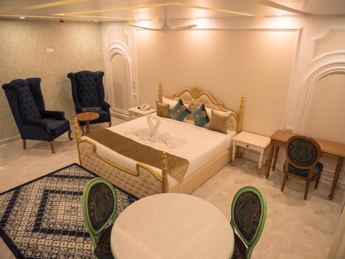 Hotel Blue Waves Jangli Ghat Exterior photo